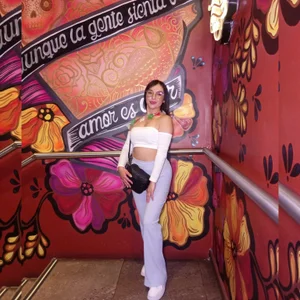 Sophie-Beltran Public Pic 2