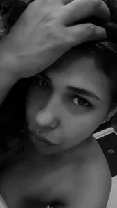 IVONNE_COLLINS33 Make me aware Pic 2