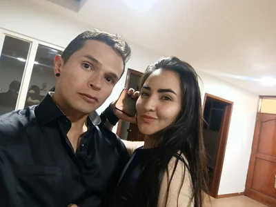 GreysGirl_MrGrey Public Kuva 2