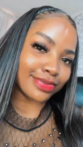 ValerieBlakee different looks. Foto 7