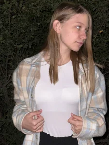 HollyGibson my home vibe Pic 4