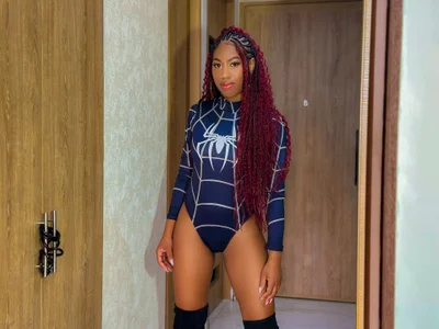 DailaSmith Your Spider Woman Foto