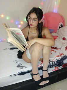 EternalfuegoのA very sexy girl 🤓😈の 6枚の写真