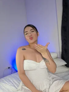 AmaiaSalvatore Happy new year Pic 3