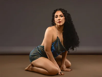 vivi_ruby maximum sensuality Foto 2