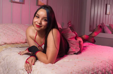 Public od SophyRuiz_  8 snímek