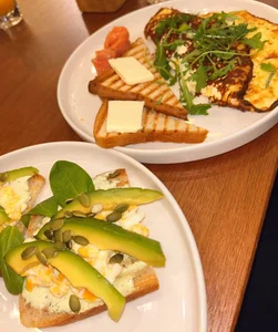 AliceLebel: Dinners Out ( 6 фото)