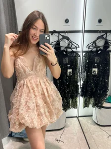 Zdjęcia Mary_Queeny 1st One to go:  4