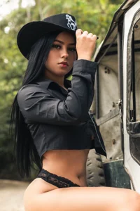 Tamara_vergil I love riding and being your favorite cowgirl😈🙈 Pic