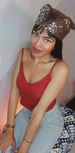 Charlotte od Ladycharlottehot  2 snímek