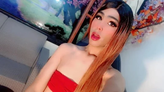 Honey_Balenciaga Public slika