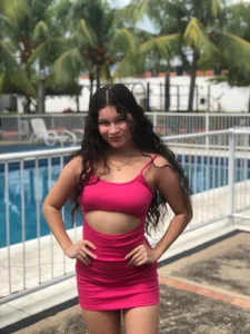 your_girlsss Hellen Foto 3