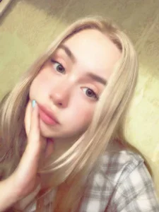 ZoraDearmon flirty Poză 3