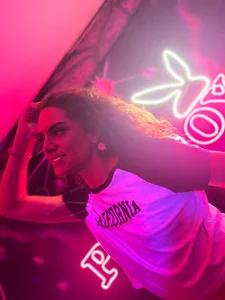 mariiahneedlesのbunny girl🥇🏳️‍🌈の枚の写真