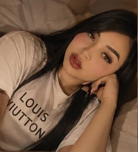 Zdjęcia charlott__tp ❤️:  2