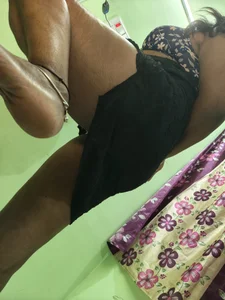 Tamil__Thara003 Public Poză