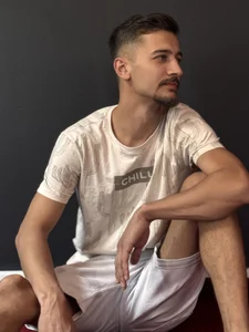 HayesNova Public Poză 6