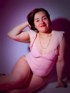 Saori_Sann_ Public Pic 3