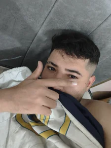 andrew_assxxx Public  2টি ছবি