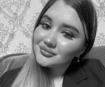 BrittniCorkのPublicの 2枚の写真