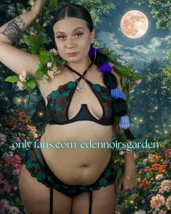 edennoirsgarden Public Pic 4