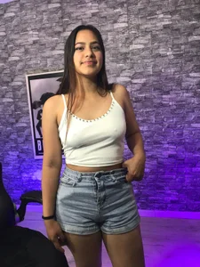CamilaVega Public Pic 4