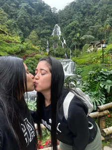 ReggieG kullanıcısının Love me albümü -  4 fotoğraf