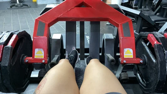 Baby_Squirt2 my big gym ass <3 - {count, plural, one {תמונה אחת} two {שתי תמונות} many {# תמונות} other {# תמונות}}