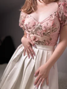 Rose_Wellsss mew 2 Foto