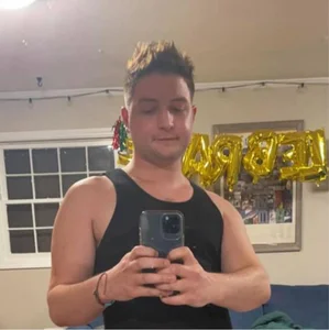 Buttbagell69 Public Pic 6