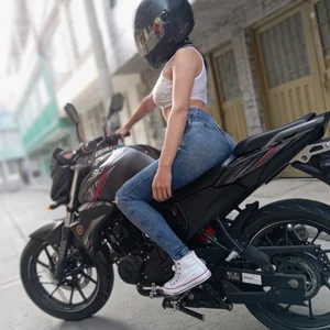 tina_sussy I love motorcycles🏍️☺️ Immagine 