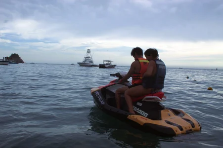 Laila_asher A day in the beach🏝️ Pic 9