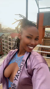 Auria ur favouritee luxe de Nasty_boo_boo  2 Imagens