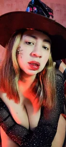 SelinaRussell your sexy witch Pic 4