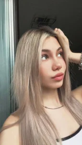 lilisstar serious lady Pic 4