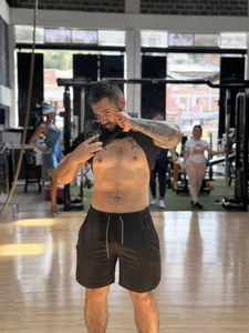 simon_beck Gym Pic 6