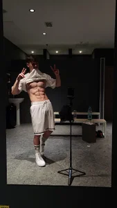 BradyFlint me and my outfits Hình