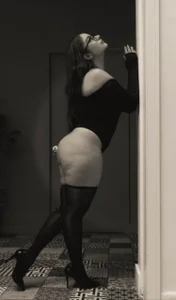 Zoe_mendezz Black and White 사진 5