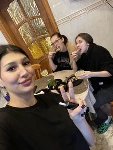 RussianGirls_ Russian cheerful table😹😹😹❤️❤️❤️ Foto