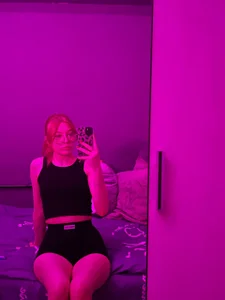 ToyaBosques My legs Pic 3