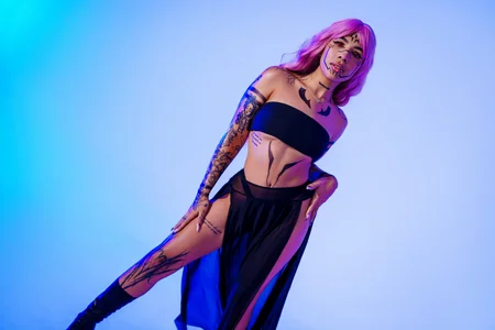 AliceWalker_11 sweet or trick happy halloween 🦇🎃🍭 Pic 7