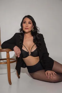 puiyeee Love how u make me feel Pic 5