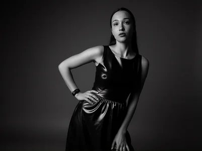 CarmelaLiebherrmy dress that will drive you wild图片 2