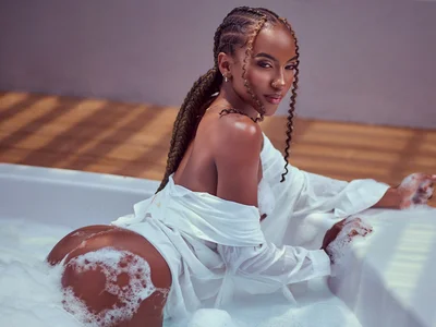 do we take a shower together? de AshleyFerri  5 photos