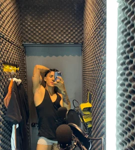 Tayler_Cross_: Public ( 3 фото)