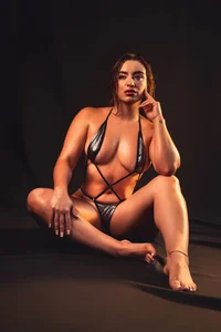 samarawells kullanıcısının Slide your fingers over my wet body💥 albümü -  2 fotoğraf