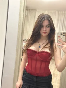 JeniceSourwine Flirty, fun, and impossible to ignore 😘 Pic 6