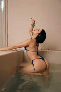 Victoria_Watsson Water, blue and me💦💙 Poză 6