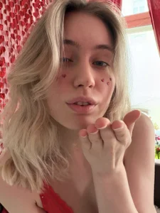 LovelyMiu kullanıcısının Happy Valentine's Day! albümü -  7 fotoğraf