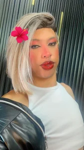 How hot I see myself? de AndyBlake_  2 Imagens